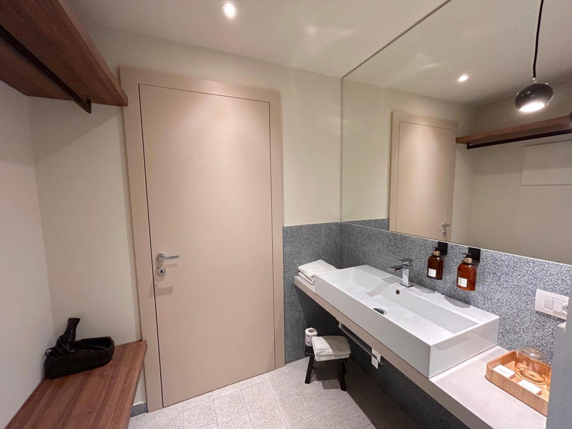 The Lake Suites Com - Luxury Stay In Lazise Exterior photo