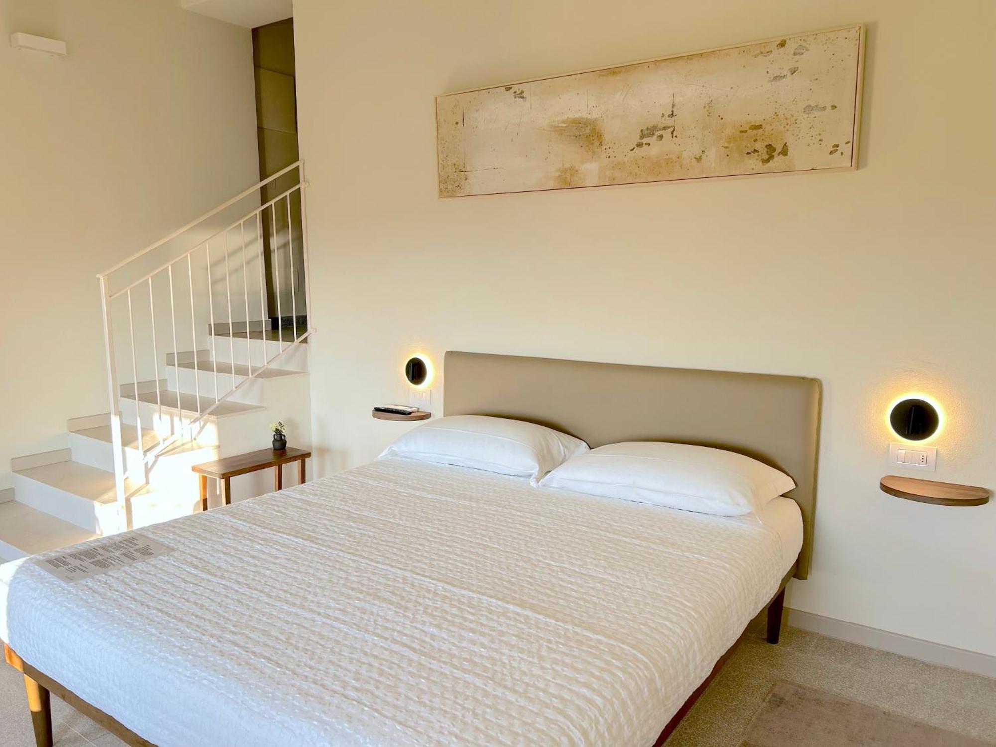 The Lake Suites Com - Luxury Stay In Lazise Exterior photo