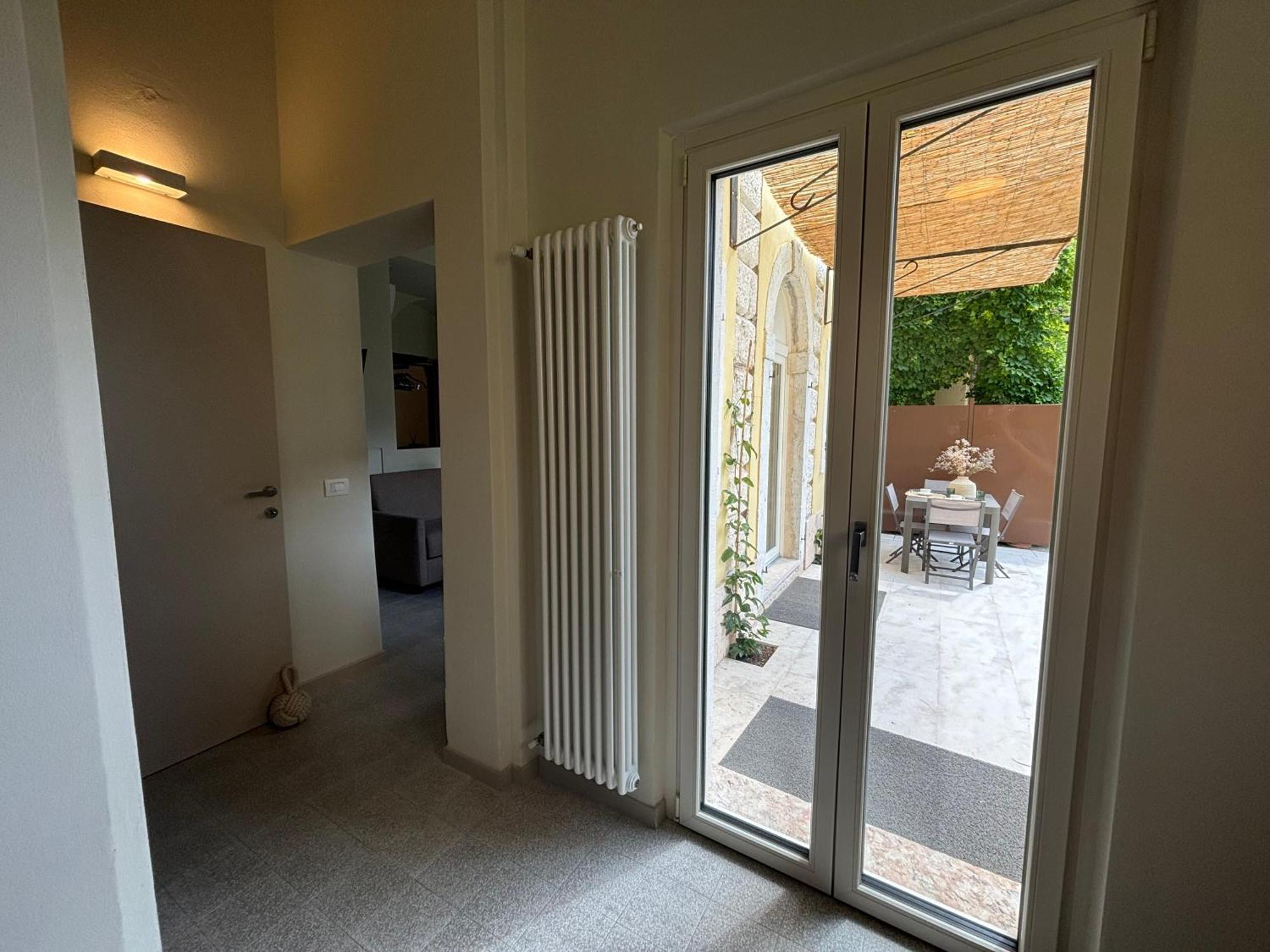 The Lake Suites Com - Luxury Stay In Lazise Exterior photo