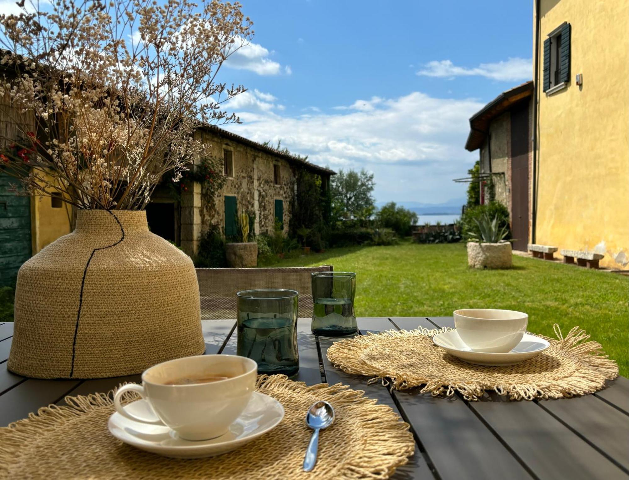 The Lake Suites Com - Luxury Stay In Lazise Exterior photo